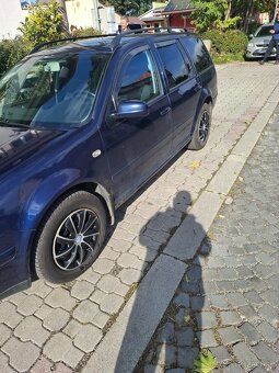 Predám VW golf 1.9 tdi r.v 2003 74 kw - 4