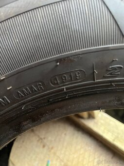 Nexen 215/70 r15C - 4