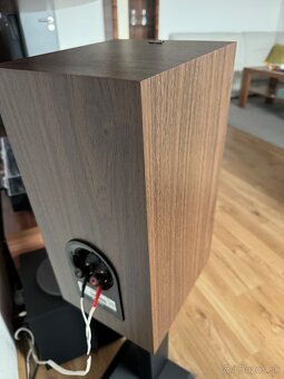 Focal Chora 806 Magnat MR750 - 4