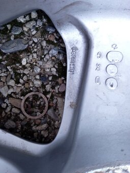 elektrony na MERCEDES - 4