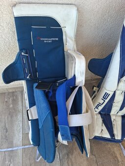 HZRDUS 7X4 White/Royal INT - 4