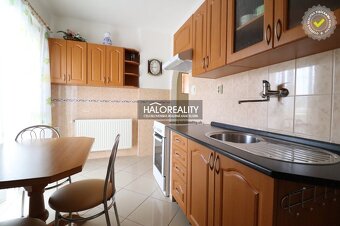 HALO reality - Predaj, trojizbový byt Podhájska, dva samosta - 4