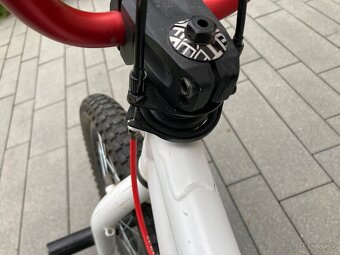 BMX - 4