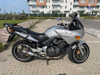HONDA CBF 600 SA - verzia s ABS, 57kw, r.v. 2004 - 4