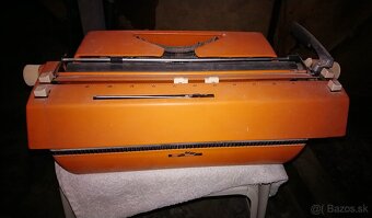 Písací stroj Consul 2224 - 4