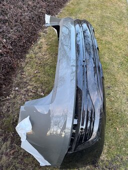 Nárazník audi Q8 etron - 4