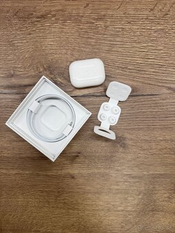 Apple Airpods Pro 2 - 4