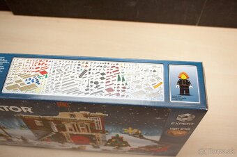 LEGO Creator: Winter Village Fire Station (10263) - 4