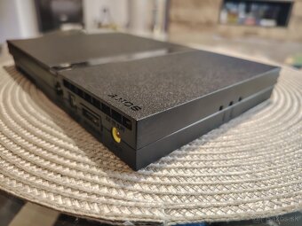 Playstation 2 slim - 4