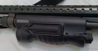 Brokovnica Remington 870 Pump Action - 4