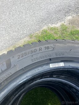 Predám Michelin Crossclimate2 R18 225/50 95W - 4