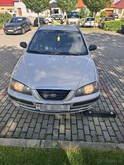 Hyundai Elantra 1,6 benzín - 4