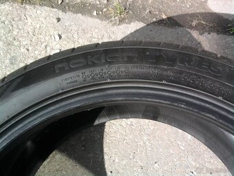 Predam letne pneu 255/40 R19 - 4