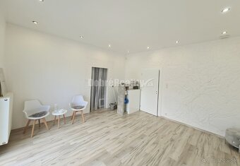 Dobré reality-na prenájom dobre viditeľný priestor na prízem - 4