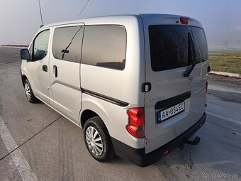 Nissan nv 200 - 4