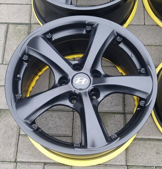 5x114,3 R17  8J ET45 - 4