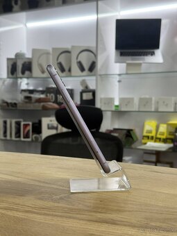 iPhone 11 Purple 64GB - 4