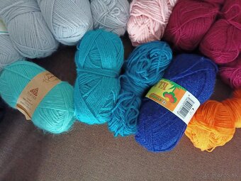 Vlna na pletenie + ihlice - 4