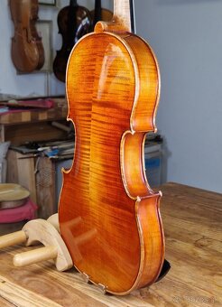 Husle celé 4/4 - 4