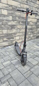 Elektrická kolobežka xiaomi elite - 4