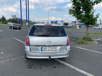 Opel astra H caravan - 4