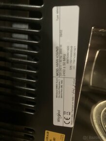 Predám zabudovateľnú mikrovlnnú rúru WHIRLPOOL AMW 439/NB - 4