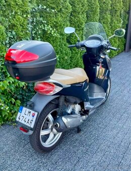 Skúter Aprilia Scarabeo 125 - 4