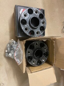Rozširovacie podložky - JRWA2, 30mm 5x112 57,1 Čierne - 4
