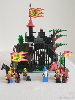 LEGO Castle 6076 Dark Dragon's Den - 4