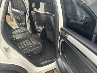 Volkswagen Touareg 2 - 4