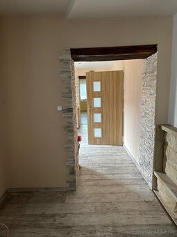 PREDÁM 2 RD PO REKONŠTRUKCII V PETROVCIACH - 4