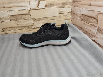 Adidas 38 2/3 - dámske gore-tex topánky - 4