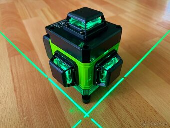 4D samonivelačný laser 16L 360° zelený lúč 2x batéria - 4
