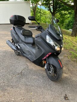 Skúter MAXSYM 400i - 4