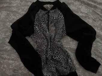 Dámske oblečenie - 4