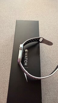 Apple Watch Nike Series 5 - 4