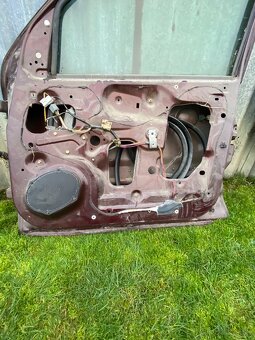 Mazda Tribute dvere - 4