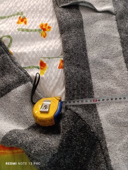 Predám dámsky sveter s výsačkou veľkosť:XXXL - 4