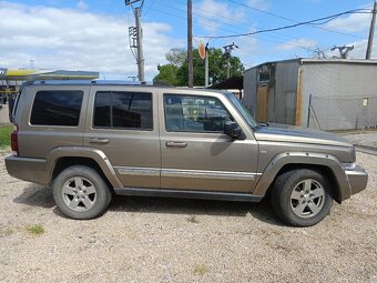 Jeep Commander - 4