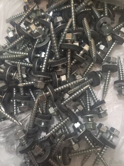 Farmarske vruty,šruby,strešna krytina - 4