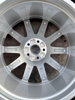 Zimní top sada Audi Q7 285/45R20 112V - 4