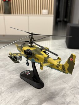 Model vrtulníku Kamov Ka-50 1:72 - 4