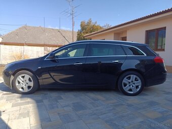 Insignia combi sport tour - 4