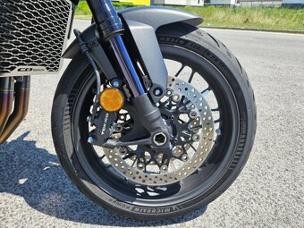 Honda CB1000R Black Edition - 4