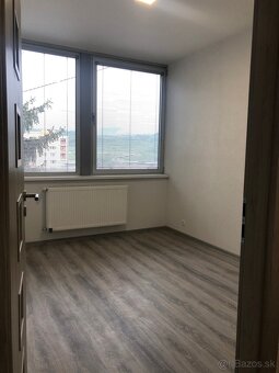 Dlhodobý prenájom 2-izbového bytu s parkovaním - 4