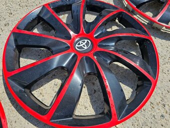 Puklice Toyota Corolla 17" - 4
