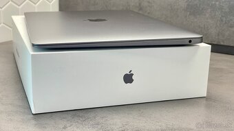 MacBook Air 13” Retina 2018 - 4