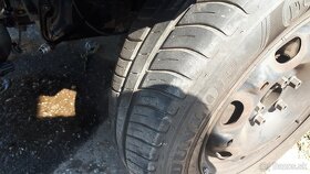 165/70R14 fabia polo ibiza disky+gumy puklice - 4