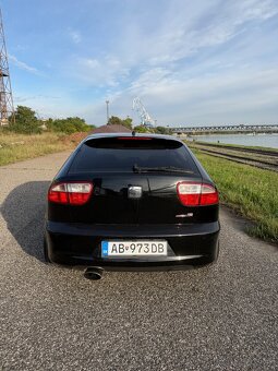 SEAT Leon Cupra R - 4