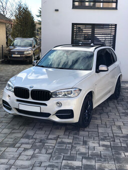 BMW X5 M50d 280kW F15 M Packet 2016, Biela perleť - 4